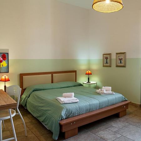Masseria Agriturismo Il Sorriso Degli Ulivi - Dimora Di Charme ガリポリ エクステリア 写真