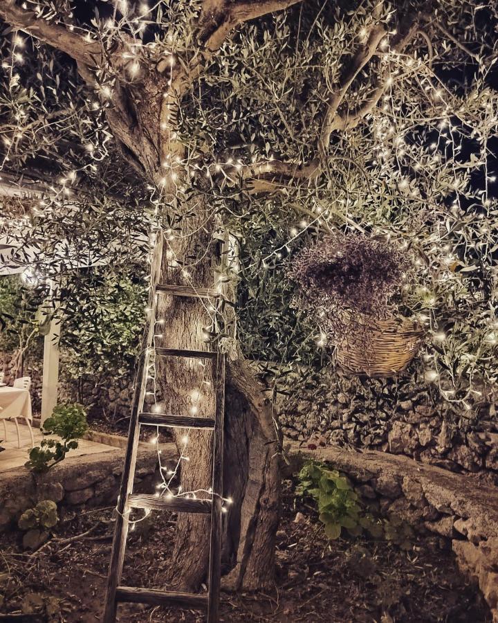 Masseria Agriturismo Il Sorriso Degli Ulivi - Dimora Di Charme ガリポリ エクステリア 写真