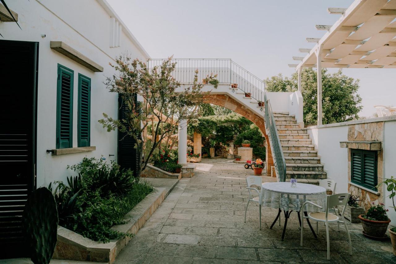 Masseria Agriturismo Il Sorriso Degli Ulivi - Dimora Di Charme ガリポリ エクステリア 写真