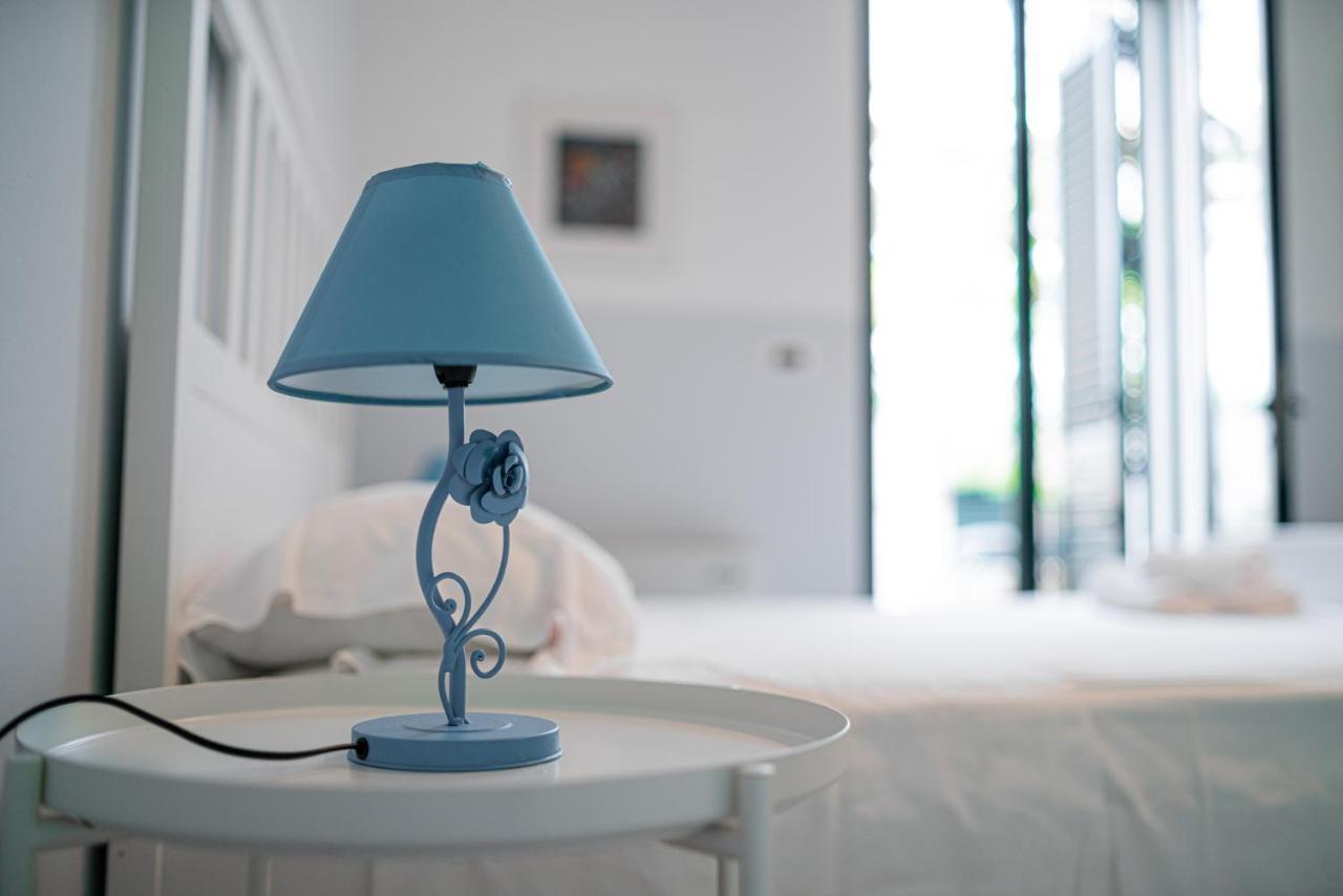 Masseria Agriturismo Il Sorriso Degli Ulivi - Dimora Di Charme ガリポリ エクステリア 写真