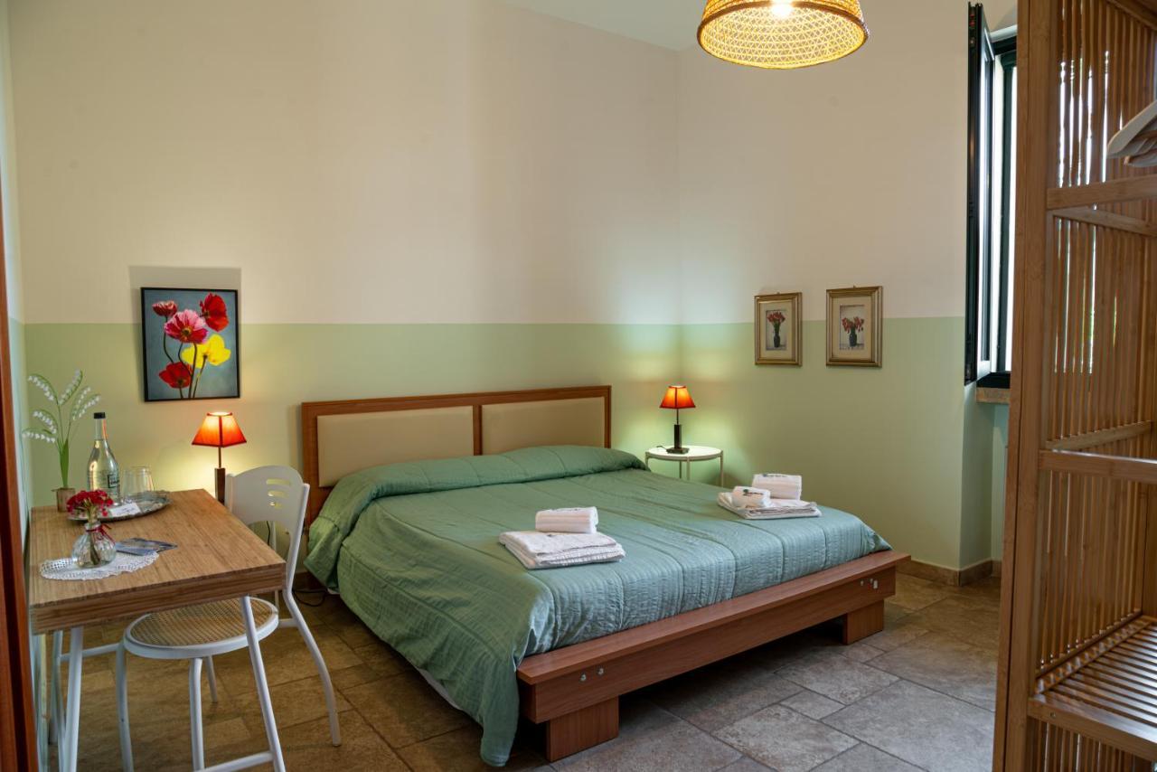 Masseria Agriturismo Il Sorriso Degli Ulivi - Dimora Di Charme ガリポリ エクステリア 写真